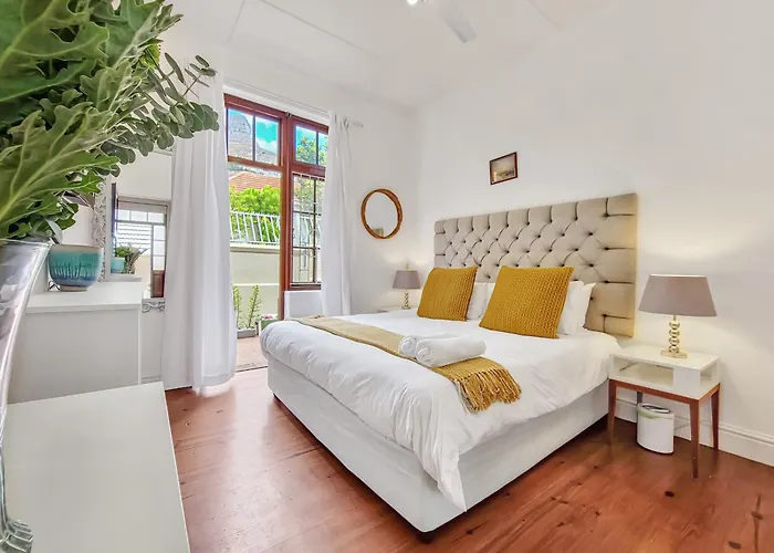 8 Minutes From Beach And Promenade